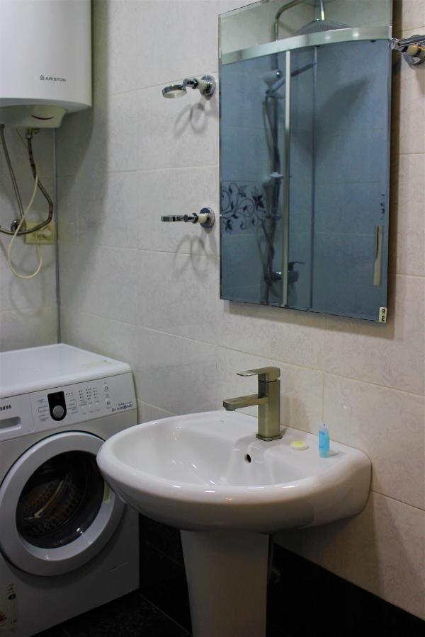 Orbi Lux Apartment Batumi Kültér fotó