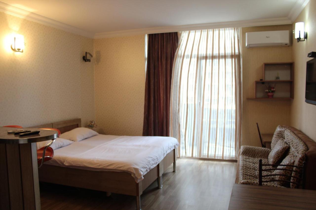 Orbi Lux Apartment Batumi Kültér fotó